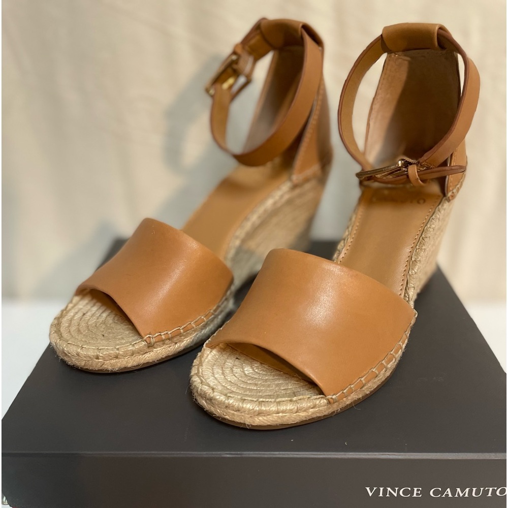 Vince Comuto Tan Wedge Heels